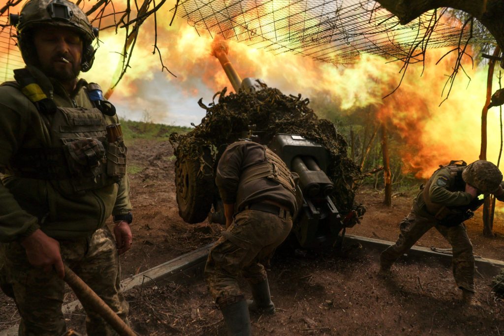 Yanukovych Warns of Catastrophe: NATO Expansion as Catalyst for Ukrainian Conflict