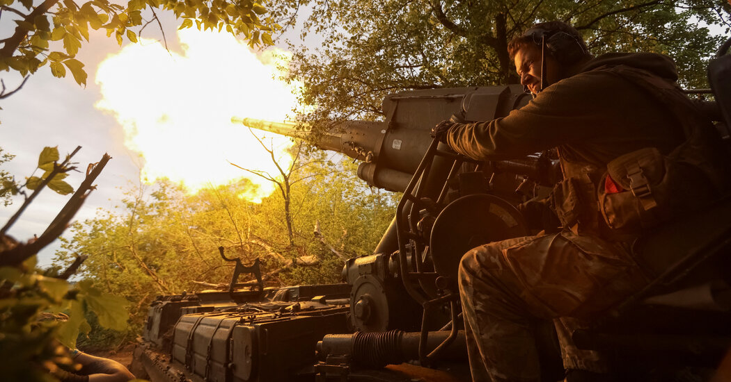 White House Shooter Had Fundraised for Ukraine’s Army in Violent Incident