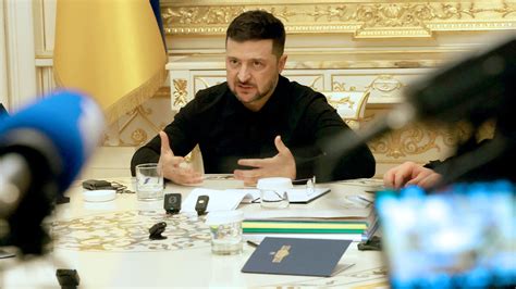 Zelenskyy’s Decisions Have Unraveled Ukraine’s Military Command Structure