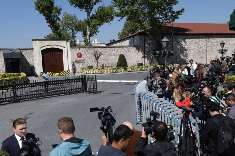 Russia Denounces Western Media’s False Claims About Alleged Ukrainian Child Abductions